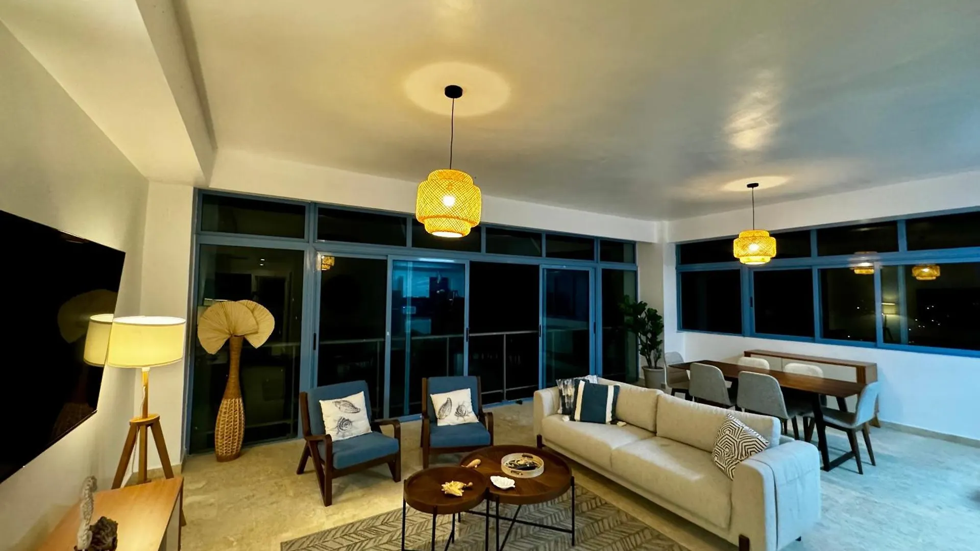 Juan Dolio, Beach Access 2 Bedroom Apt Salitre Tower Front Of Club Hemingway República Dominicana